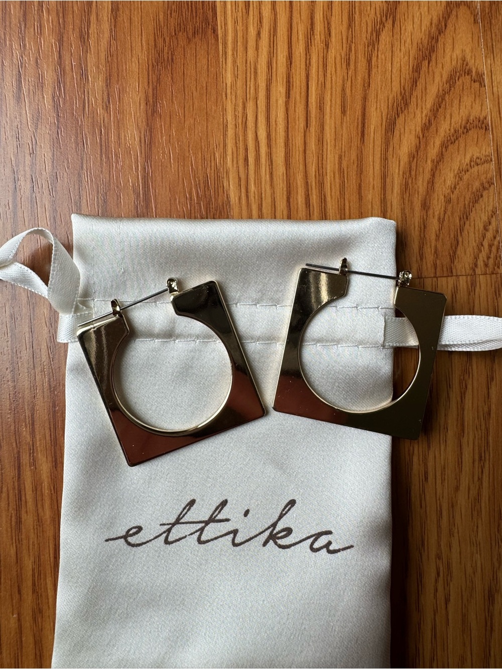 Ettika Gold Geometric Square-Cut Hoop Earrings